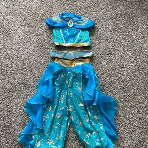 Size 4 Princess Jasmine outfit